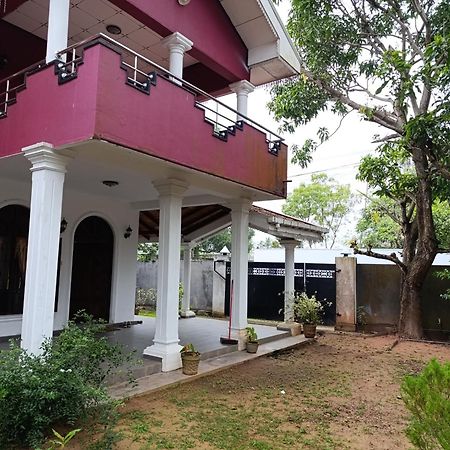 S And P Airport Transit Hostel And Villa 01 Negombo Exteriér fotografie